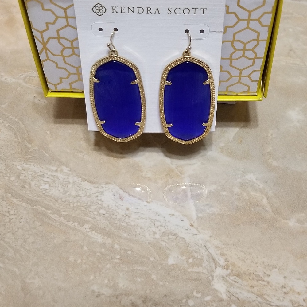 Kendra Scott Danielles EUC